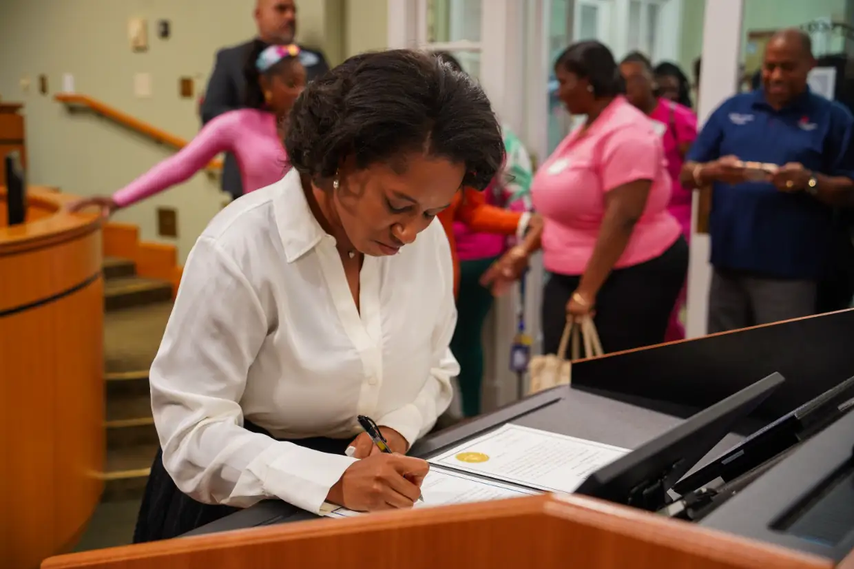 Tampa City Councilwoman Naya Young files for re-election